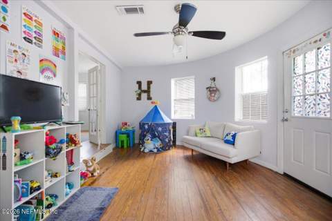 2284 Larchmont Road, Jacksonville FL - photo 10 of 30