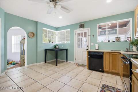 2284 Larchmont Road, Jacksonville FL - photo 11 of 30