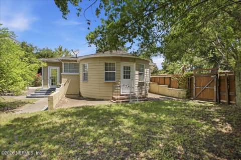 2284 Larchmont Road, Jacksonville FL - photo 22 of 30