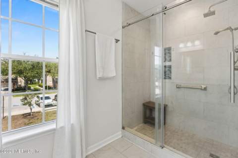 4134 Highwood Drive, Jacksonville FL - photo 8 of 53