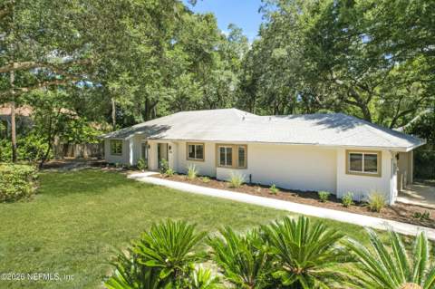 704 Charmwood Drive, St. Augustine FL - photo 6 of 58