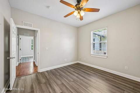 2634 Gilmore Street, Jacksonville FL - photo 18 of 36