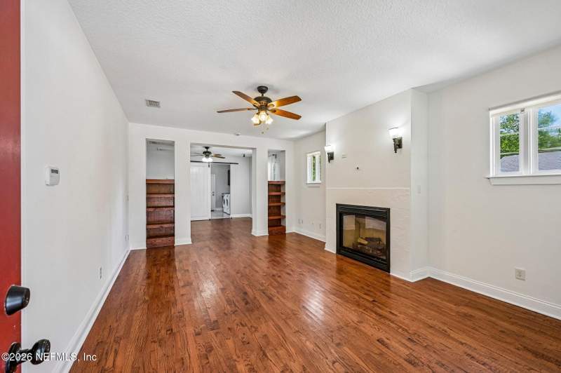 3 bedroom Single Family Residence at 2634 Gilmore Street, Central Riverside, Jacksonville — photo 2