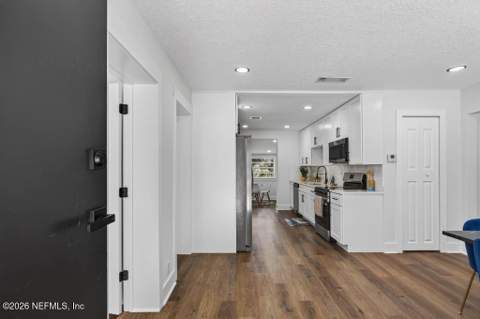 5112 110th Street, Jacksonville FL - photo 7 of 58
