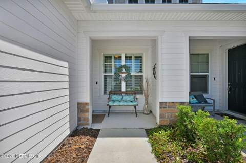 4423 Sun Lily Court, Jacksonville FL - photo 8 of 43