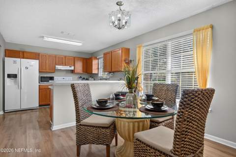 8680 Bandera Circle, Jacksonville FL - photo 12 of 52