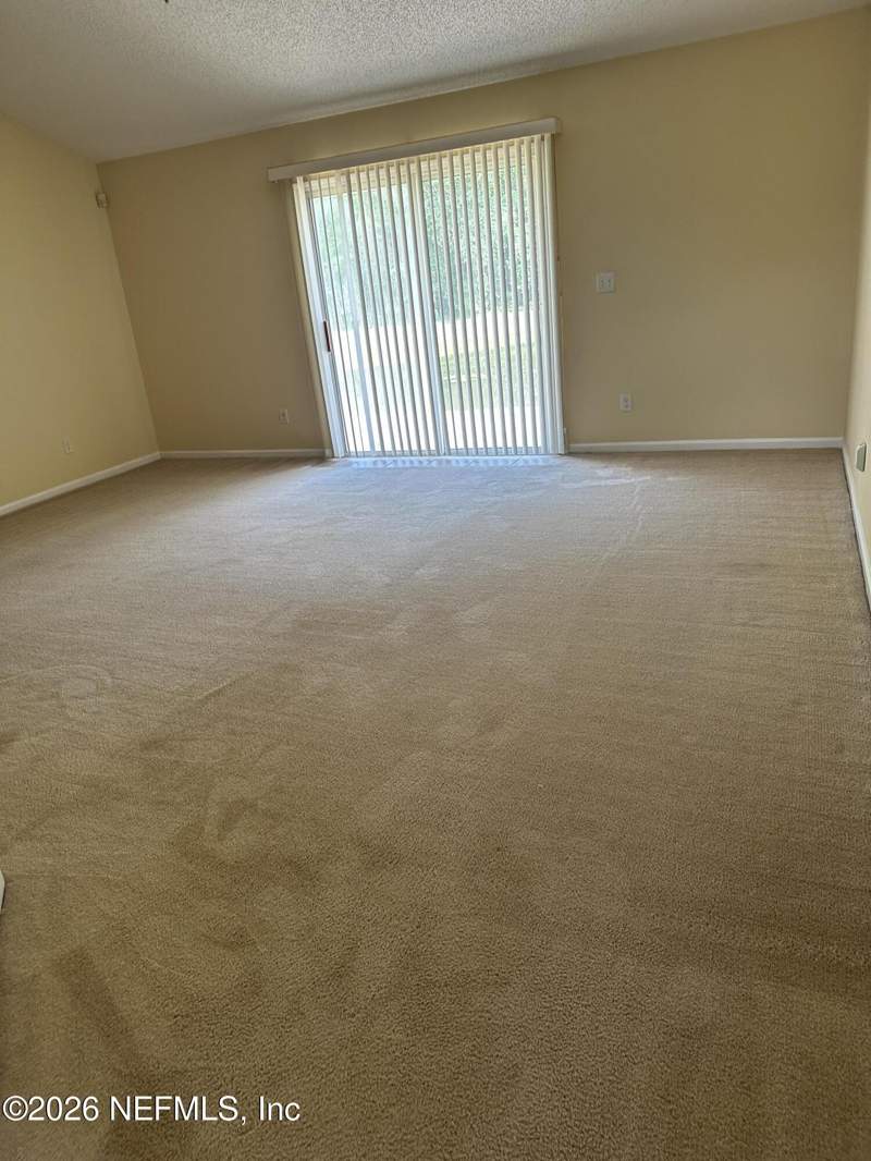3 bedroom Single Family Residence at 1658 NORTHGLEN Circle, Northglen, Middleburg — photo 5