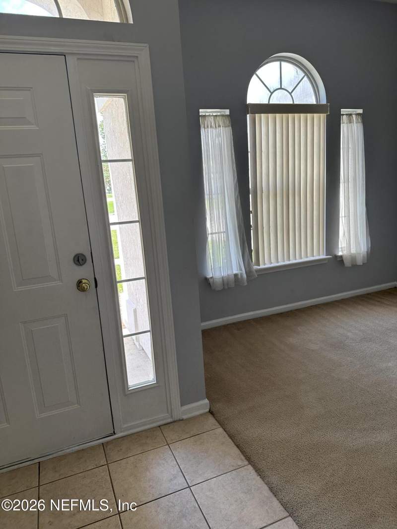 3 bedroom Single Family Residence at 1658 NORTHGLEN Circle, Northglen, Middleburg — photo 4