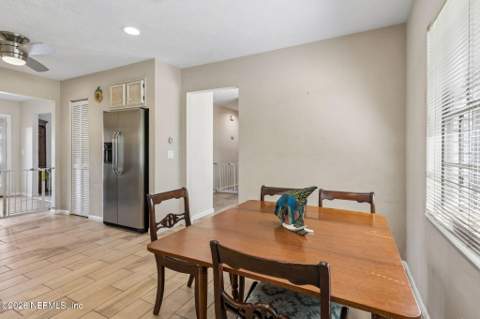 12994 Silver Oak Drive, Jacksonville FL - photo 20 of 44
