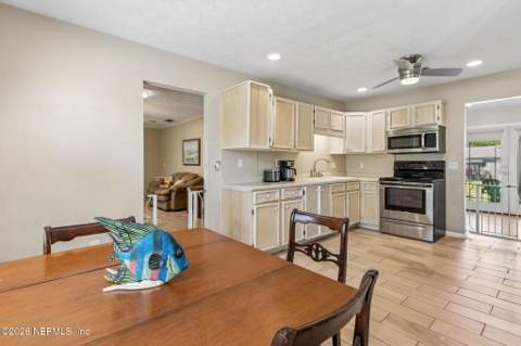 12994 Silver Oak Drive, Jacksonville FL - photo 21 of 44