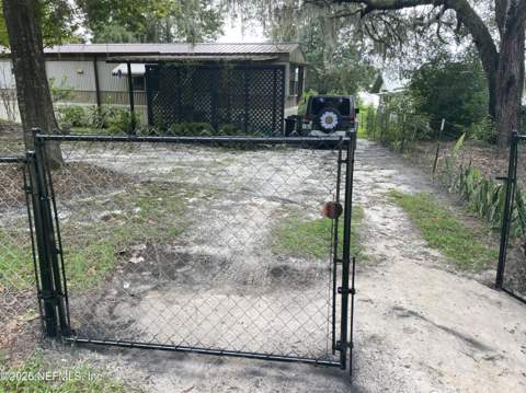 112 Violet Circle, Interlachen FL - photo 6 of 55