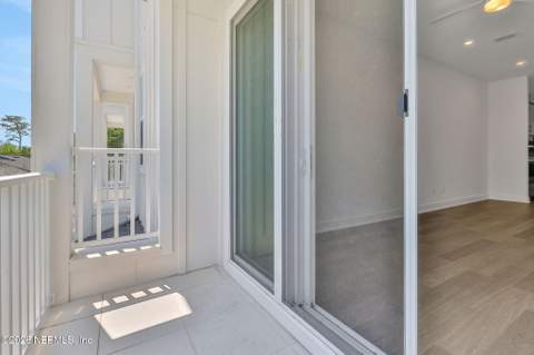 18 N Beach Way, Jacksonville Beach FL - photo 8 of 39