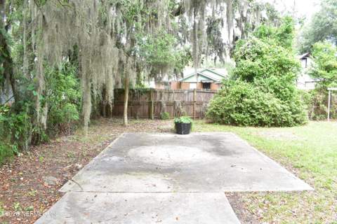 6802 Barberie Street, Jacksonville FL - photo 11 of 36