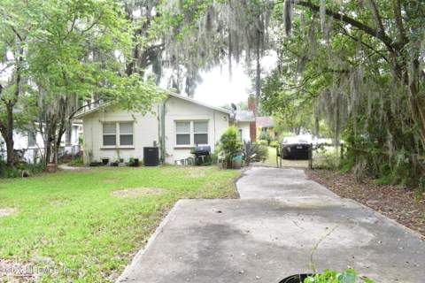 6802 Barberie Street, Jacksonville FL - photo 12 of 36