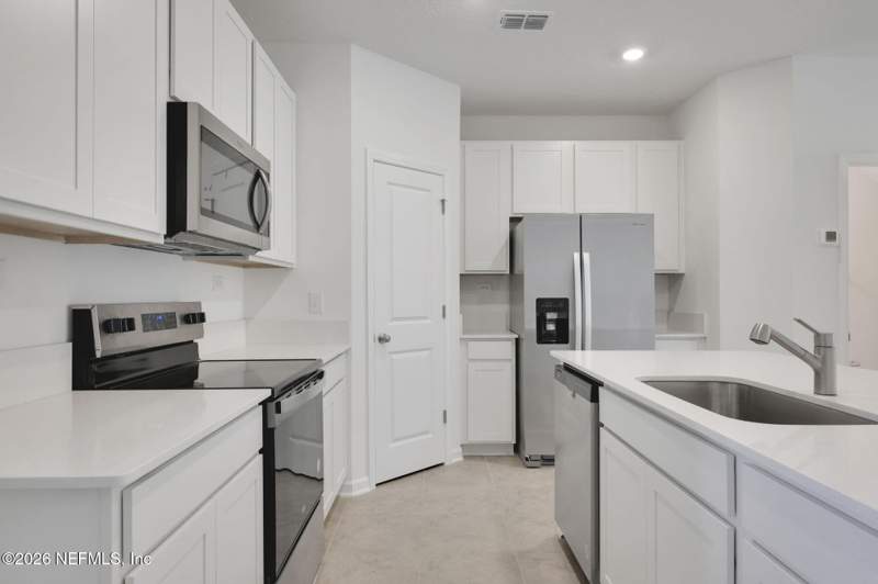 3 bedroom Townhouse at 2723 Athenian Way, Atlantis Point, Middleburg — photo 5