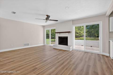 5231 Eulace Road, Jacksonville FL - photo 6 of 34