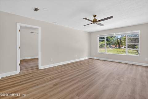 5231 Eulace Road, Jacksonville FL - photo 9 of 34