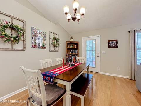 9243 Dale View Lane, Jacksonville FL - photo 14 of 47