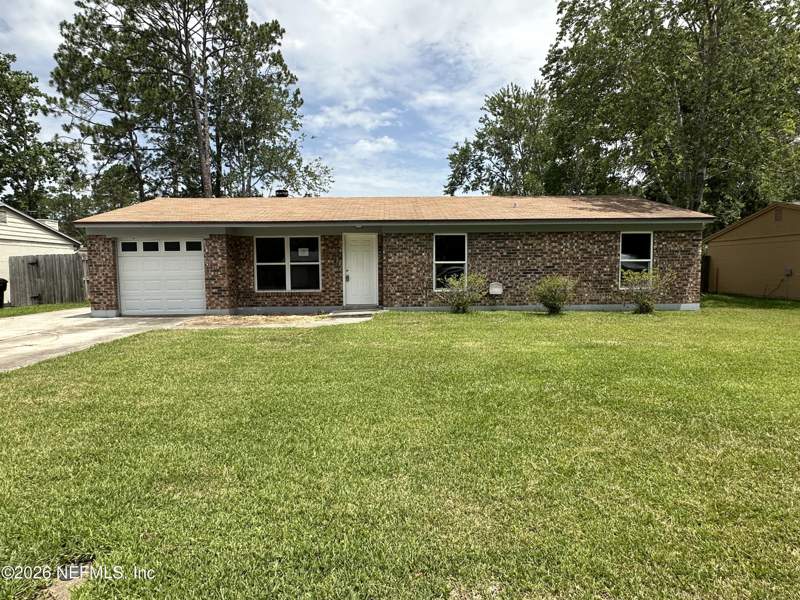 4 bedroom Single Family Residence at 2706 Tina Lane, Greenwood Estates, Middleburg — photo 2