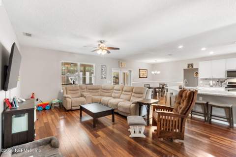 712 Red Cedar Court, Orange Park FL - photo 20 of 45