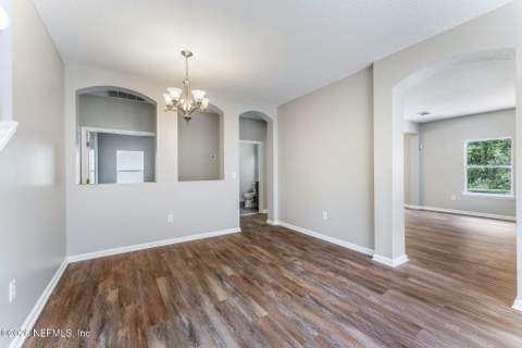 6088 Caladesi Court, Jacksonville FL - photo 12 of 59