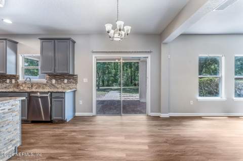 6088 Caladesi Court, Jacksonville FL - photo 18 of 59