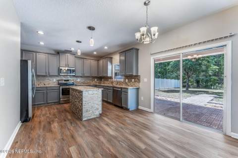 6088 Caladesi Court, Jacksonville FL - photo 19 of 59