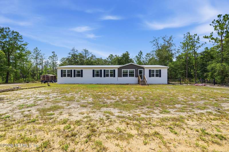 4 bedroom Manufactured Home at 132 Lake Lucy Court, Interlachen, Interlachen — photo 3