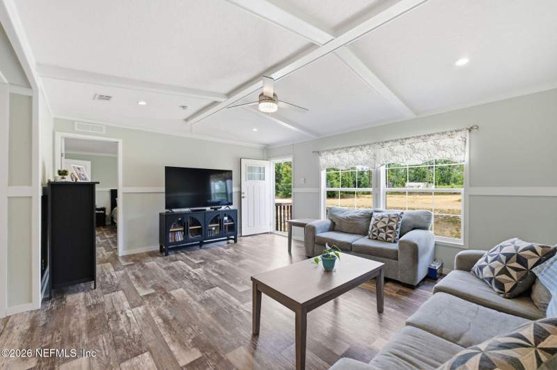 4 bedroom Manufactured Home at 132 Lake Lucy Court, Interlachen, Interlachen — photo 4
