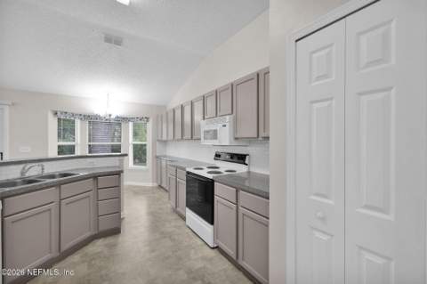 12484 Hatton Chase Lane, Jacksonville FL - photo 17 of 46