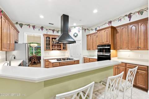 10380 Hood Road, Jacksonville FL - photo 7 of 56