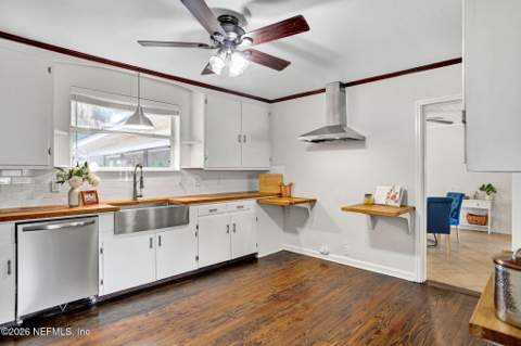 1353 Live Oak Lane, Jacksonville FL - photo 8 of 36