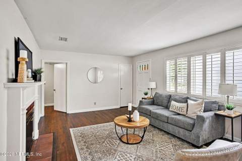 1353 Live Oak Lane, Jacksonville FL - photo 20 of 36