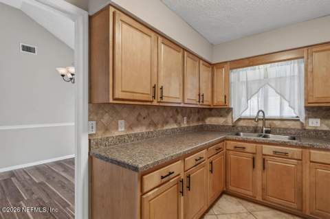 506 Clubhouse Court, Jacksonville FL - photo 14 of 31