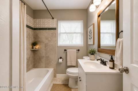 6959 Bernay Avenue, Jacksonville FL - photo 9 of 11