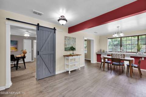 5538 Anchor Lane, Jacksonville FL - photo 9 of 38