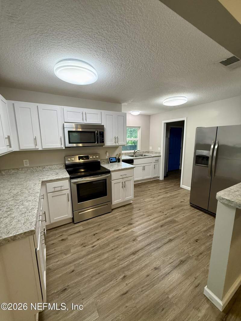 3 bedroom Single Family Residence at 2934 Bethel Court, St Nicholas, Jacksonville — photo 2