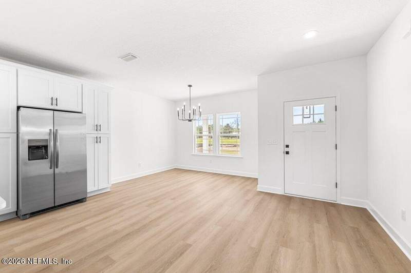 4 bedroom Single Family Residence at 9113 SW County Rd 225, Metes & Bounds, Starke — photo 4