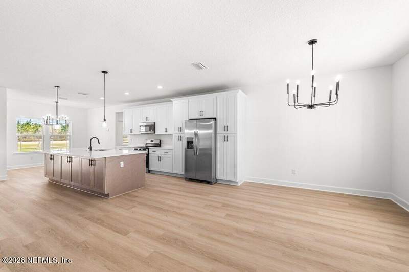 4 bedroom Single Family Residence at 9113 SW County Rd 225, Metes & Bounds, Starke — photo 5