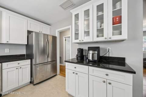 1655 Challen Avenue, Jacksonville FL - photo 18 of 44