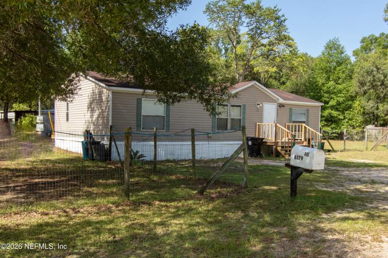 3 bedroom Mobile Home at 6379 Amherst Avenue, Highridge Estates, Keystone Heights — photo 2