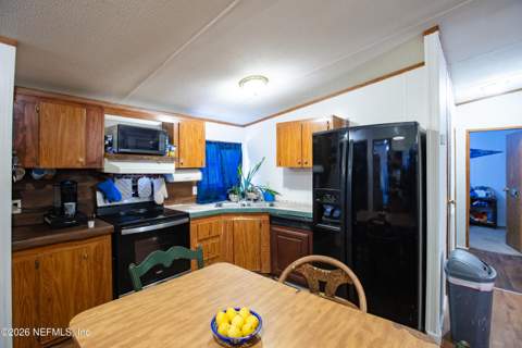 6379 Amherst Avenue, Keystone Heights FL - photo 12 of 37