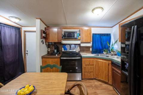 6379 Amherst Avenue, Keystone Heights FL - photo 14 of 37