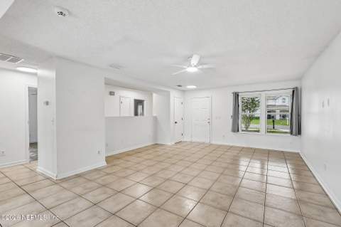 9683 Hazel Lake Drive, Jacksonville FL - photo 10 of 56