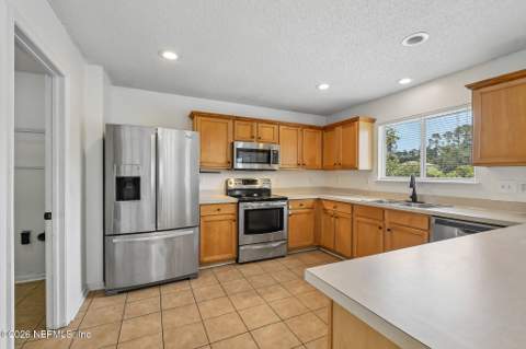 9683 Hazel Lake Drive, Jacksonville FL - photo 17 of 56