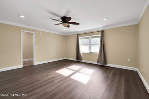 3915 Anvers Boulevard, Jacksonville FL - photo 15 of 34