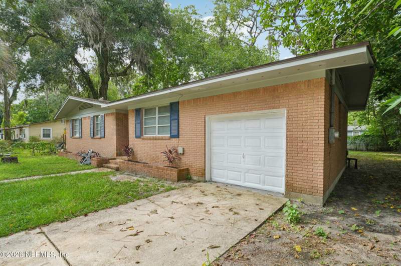3 bedroom Single Family Residence at 8306 Eaton Avenue, Oakwood Villa, Jacksonville — photo 5