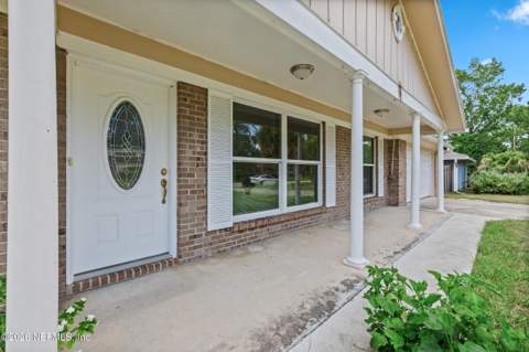 3383 Chrysler Drive, Jacksonville FL - photo 6 of 58