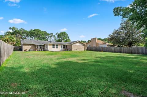 3383 Chrysler Drive, Jacksonville FL - photo 10 of 58