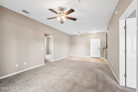 3671 Kirkpatrick Circle #15-2, Jacksonville FL - photo 15 of 35